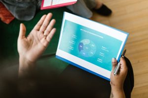 在港創業的中小企業及初創公司，如何獲得創業基金？