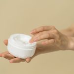 舒緩面霜：輕鬆打造完美無負擔肌膚的秘密武器